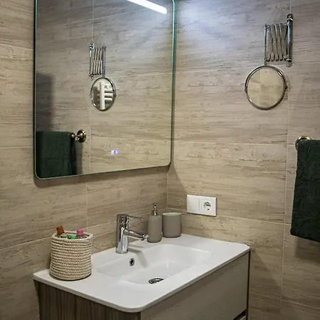 Apartamento De Diseno 2 Playas * Gijón